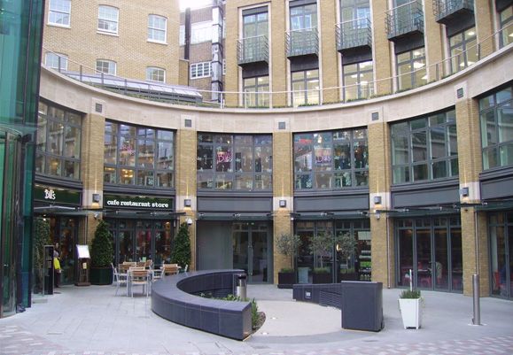 St Martin's Courtyard mixed use building newbuild architecture architect restaurant office residential flats